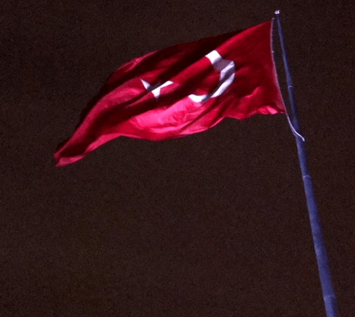 MILITARY FLAG LIGHTING